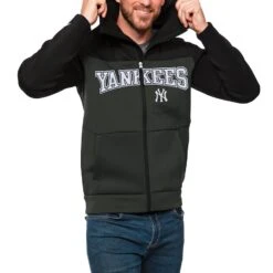 Men's New York Yankees Antigua Black/Charcoal Wordmark Protect Full-Zip Hoodie