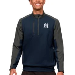 Men's New York Yankees Antigua Navy Team Quarter-Zip Pullover Top